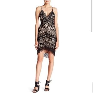 ASTR the Label Black Lace Overlay Mini Dress Spaghetti Strap V Neck Size M